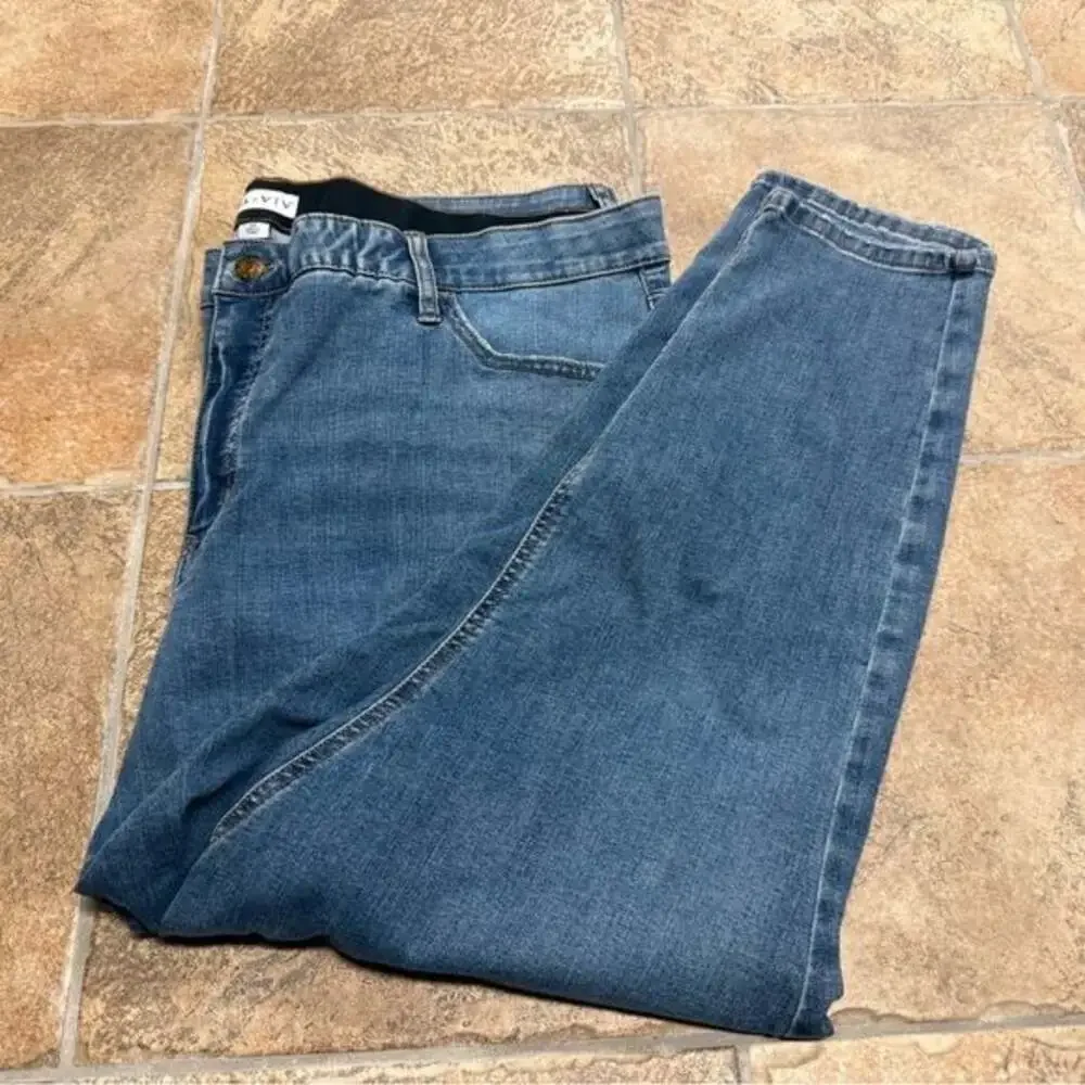 Ava & Viv Blue Skinny Jeans Womens Size 24 Medium Wash Denim Slim Fit‎ 5-Pocket